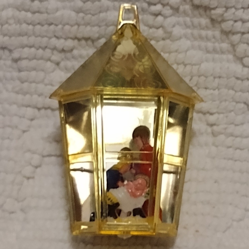 Vintage Gold Lantern Nativity Christmas Ornament Religious Diorama Decor